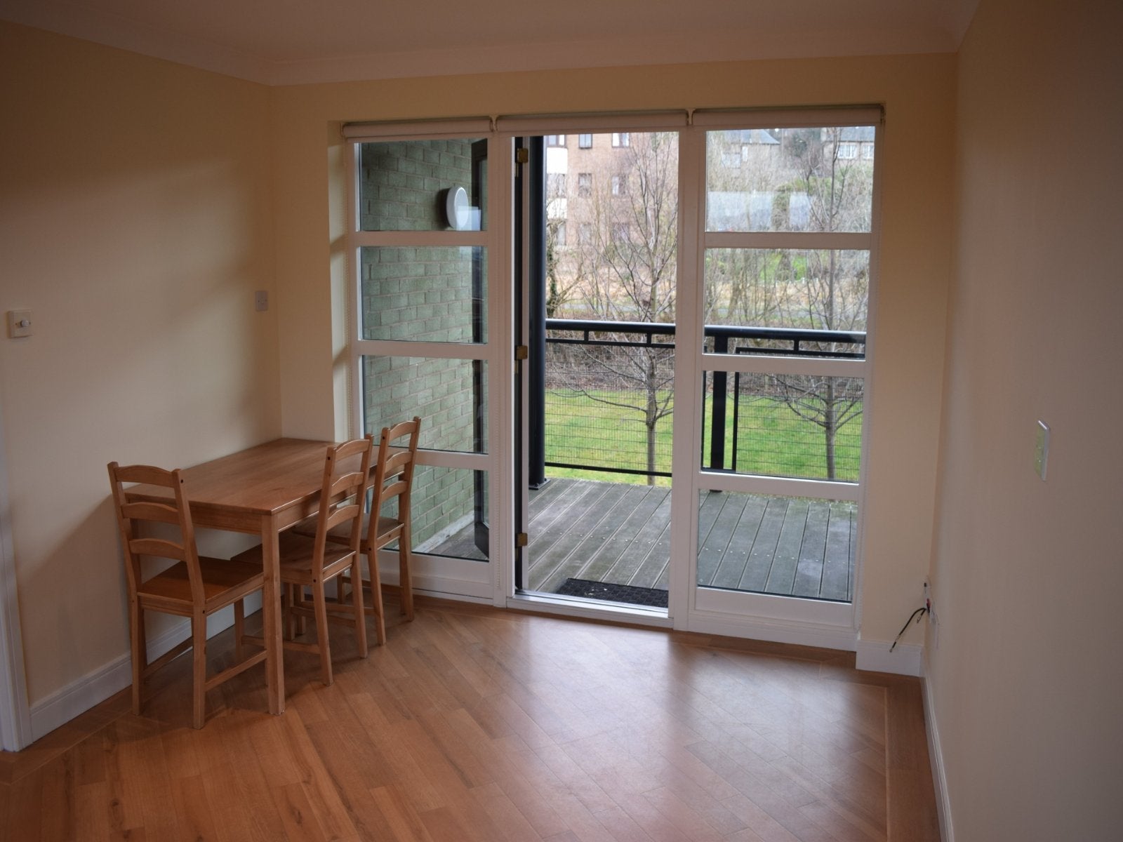 Flat Meggetland Wynd in City of Edinburgh