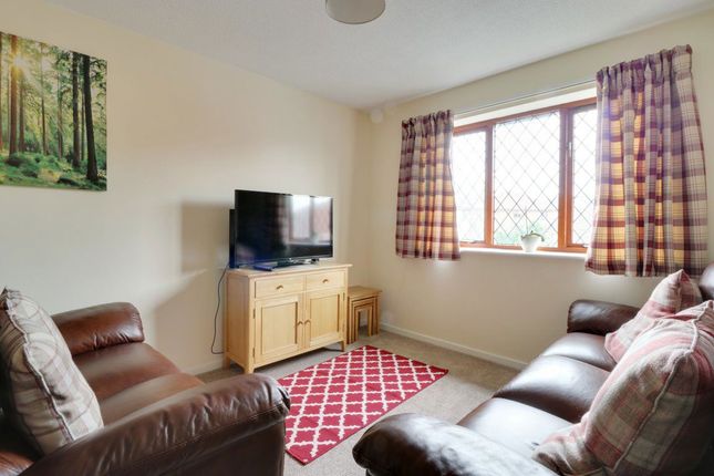 Flat Regent Gardens in Hereford