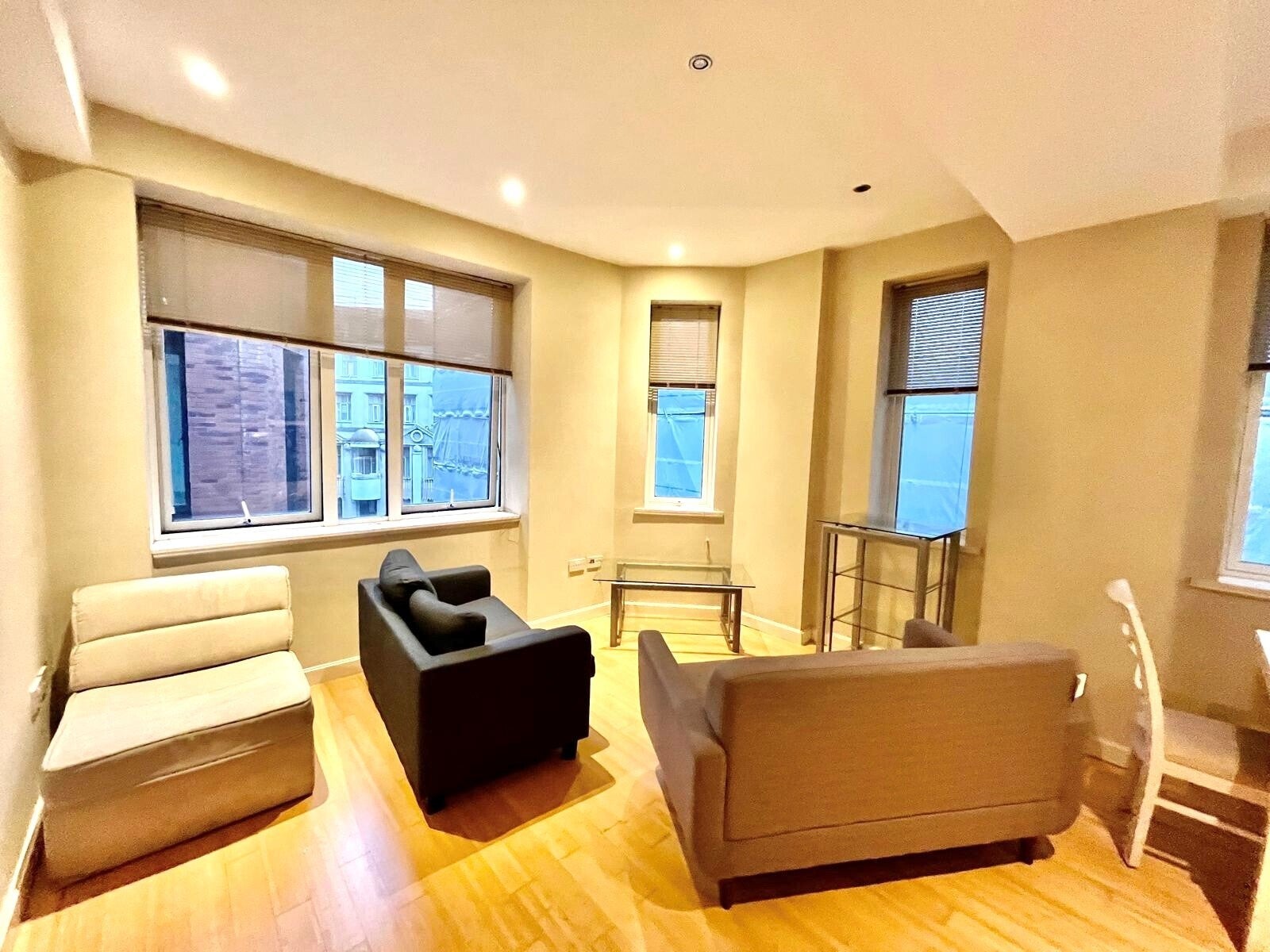 Flat Bridgewater Place in Manchester