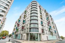 Flat Alfred Street in Reading