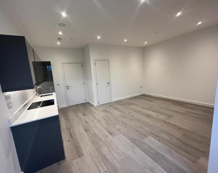 Flat Ladymead in Guildford