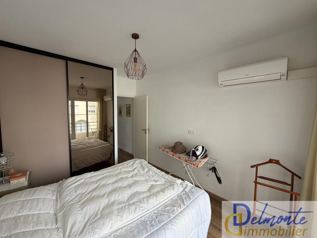 Flat Boulevard du 4 Septembre in La Seyne-sur-Mer