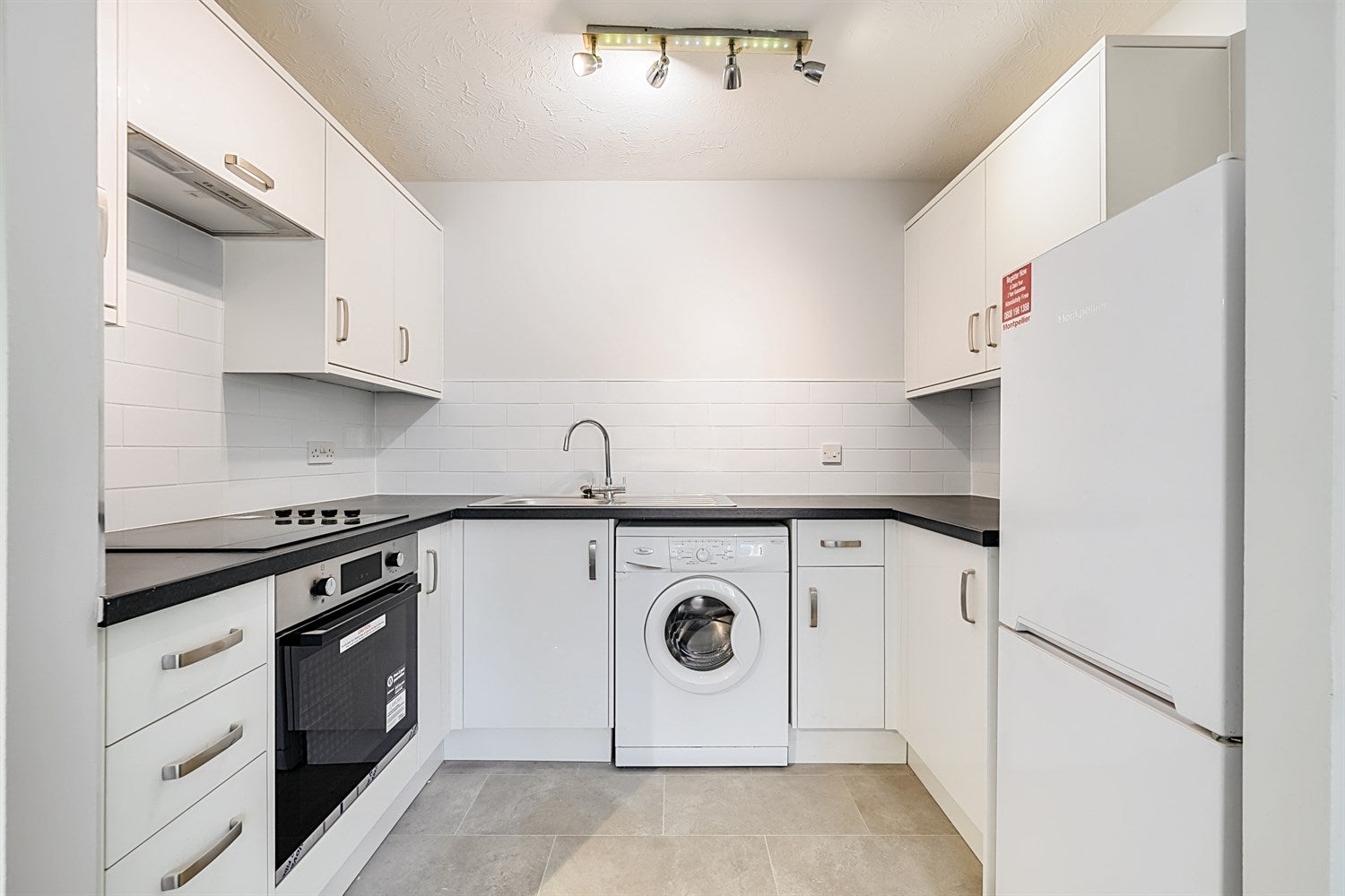 Flat Maltings Place in Reading