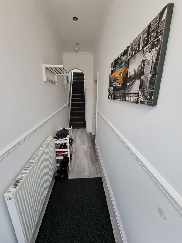 Room Wesley Street in Wakefield