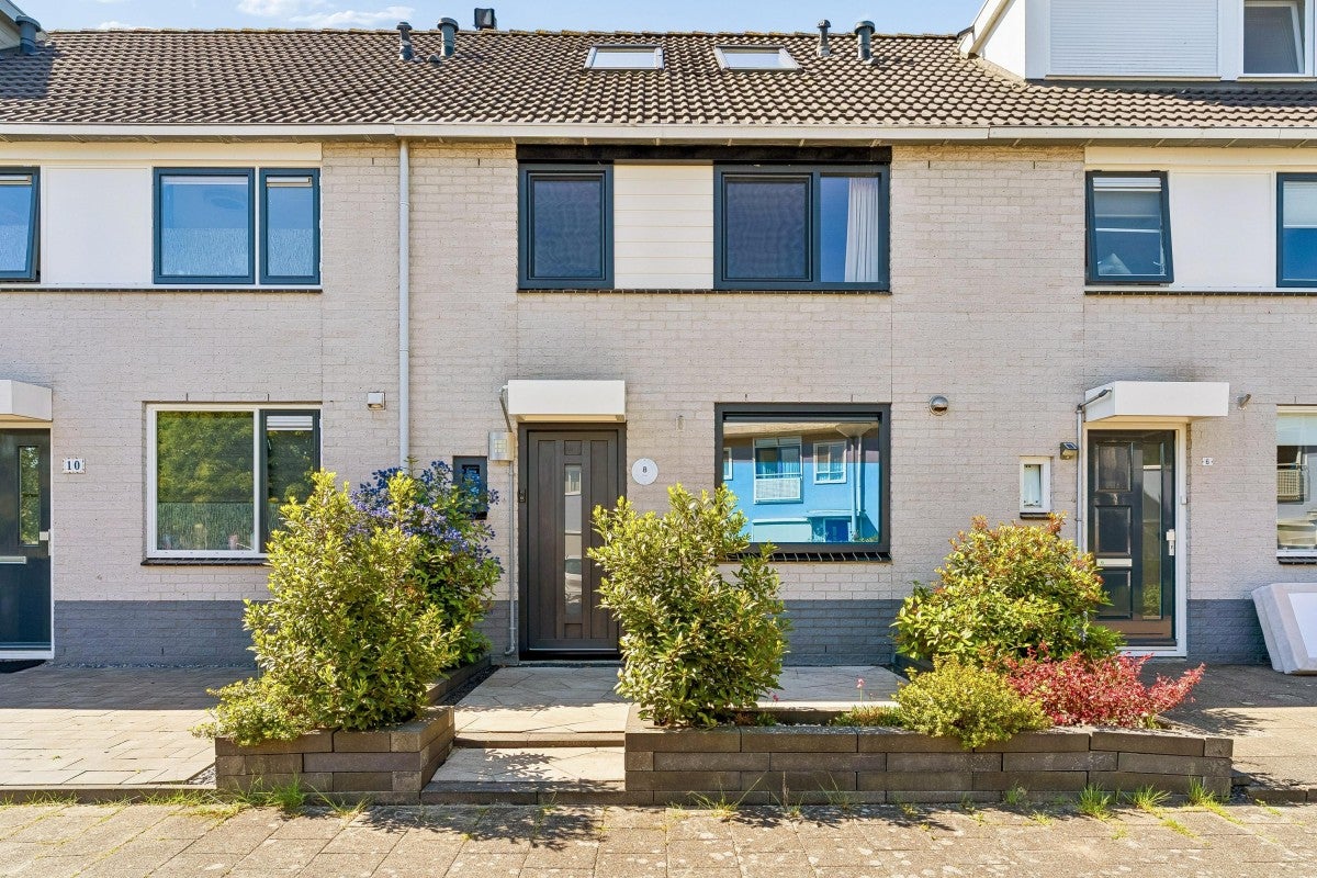 Carusostraat 8 in Almere