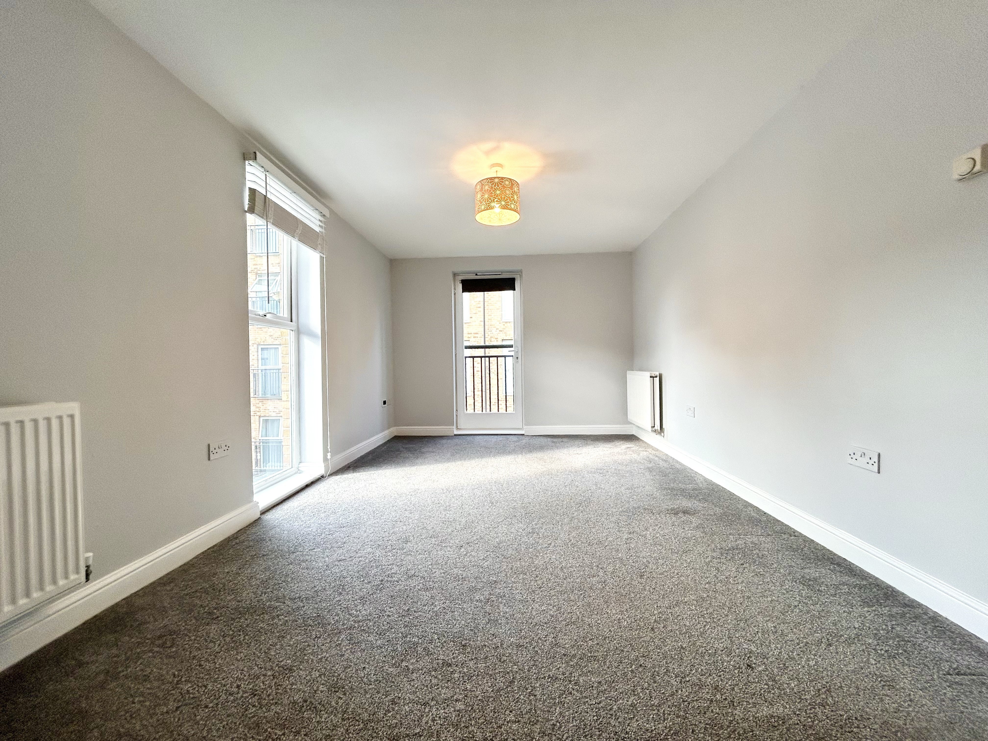 Flat Esparto Way in Sevenoaks