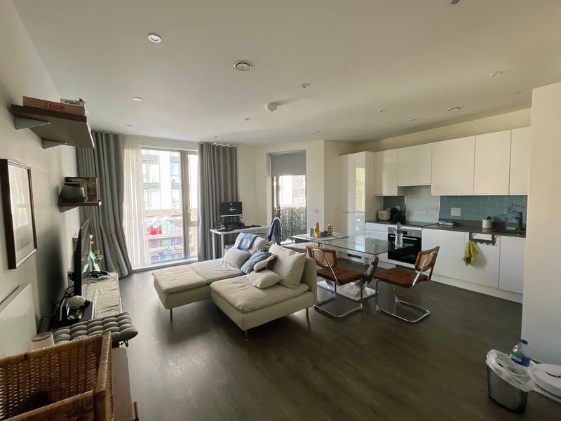Room Accra Close in Greater London