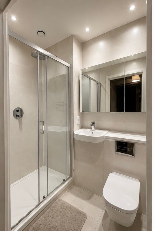 Room Accra Close in Greater London