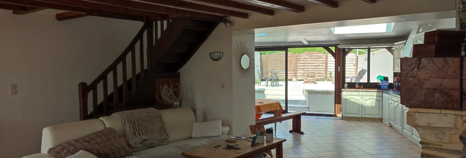 House Route de Noyers-Bocage in Val d'Arry