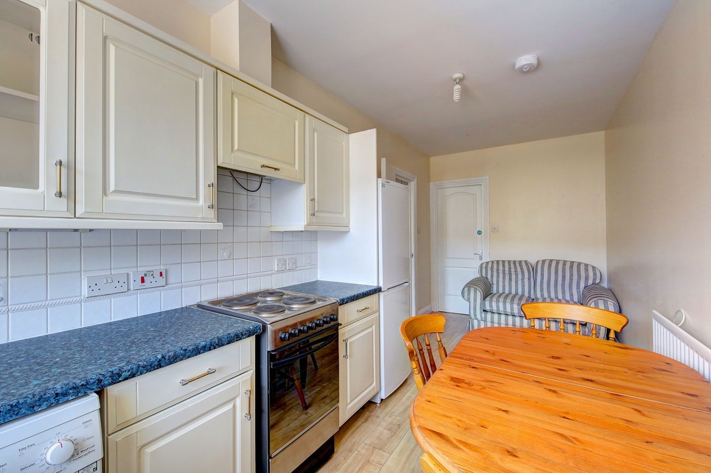Flat Leathermarket Court in Greater London