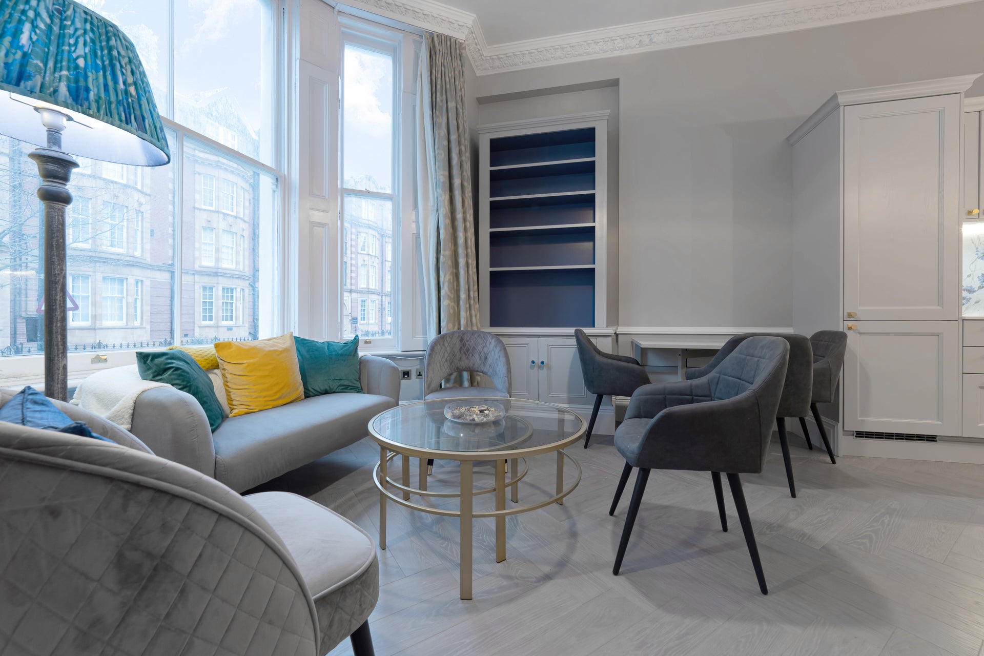 Flat Cromwell Crescent in Greater London