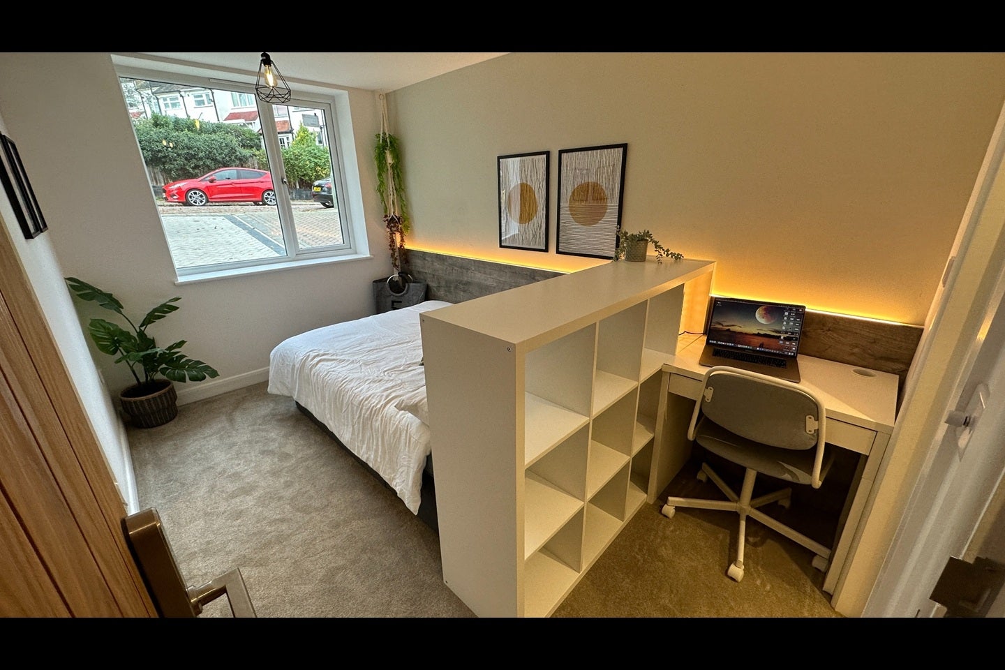 Room Ridgeway Drive in Greater London
