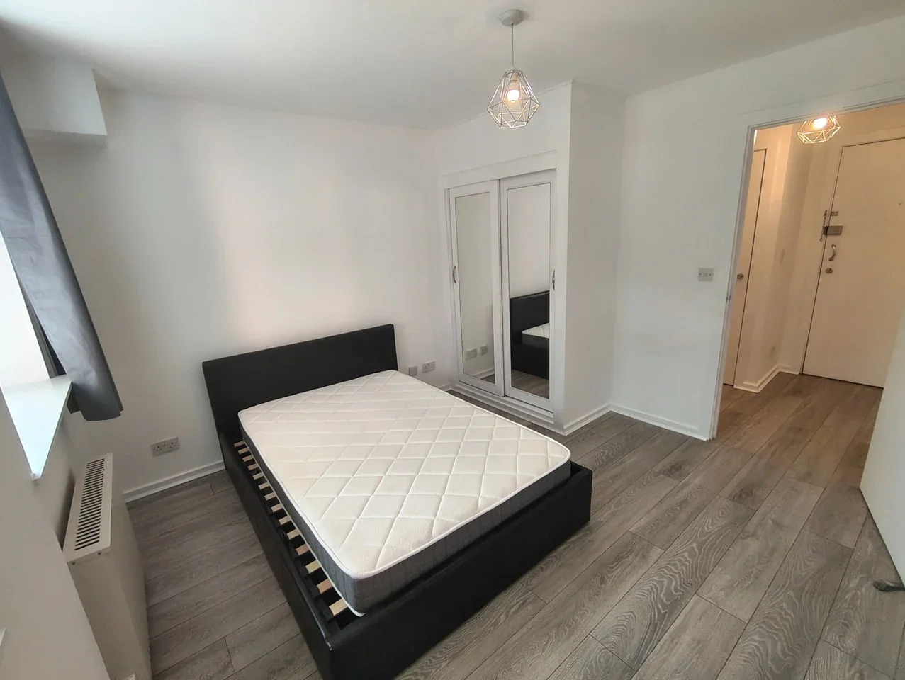 Flat Romford Road in Greater London