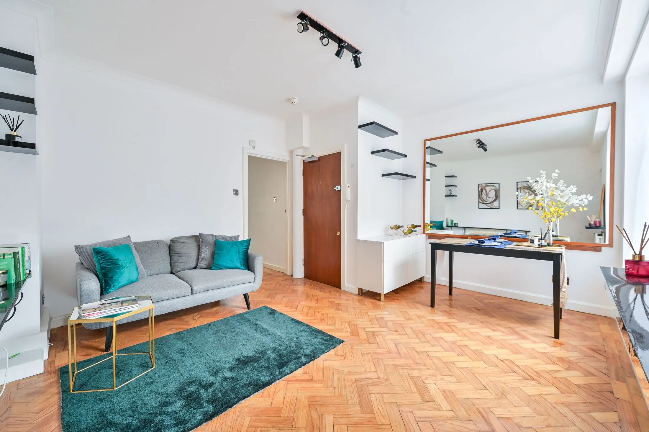 Flat Vincent Square in City of Westminster