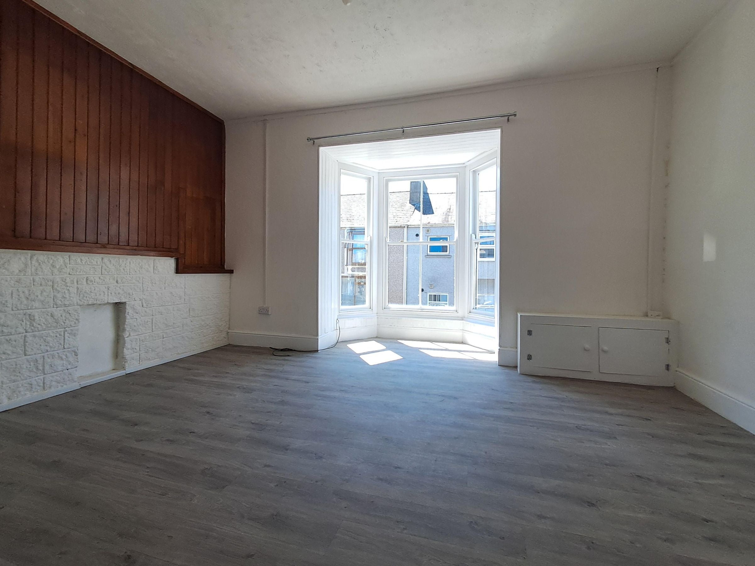 Flat Lewis Street in Pembroke Dock