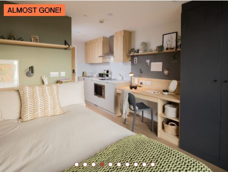 Room Upper Duke Street in Liverpool