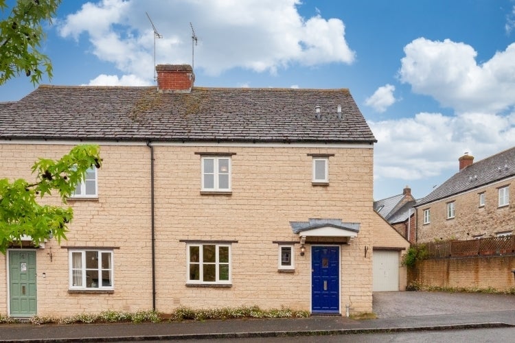 House Washington Terrace in West Oxfordshire