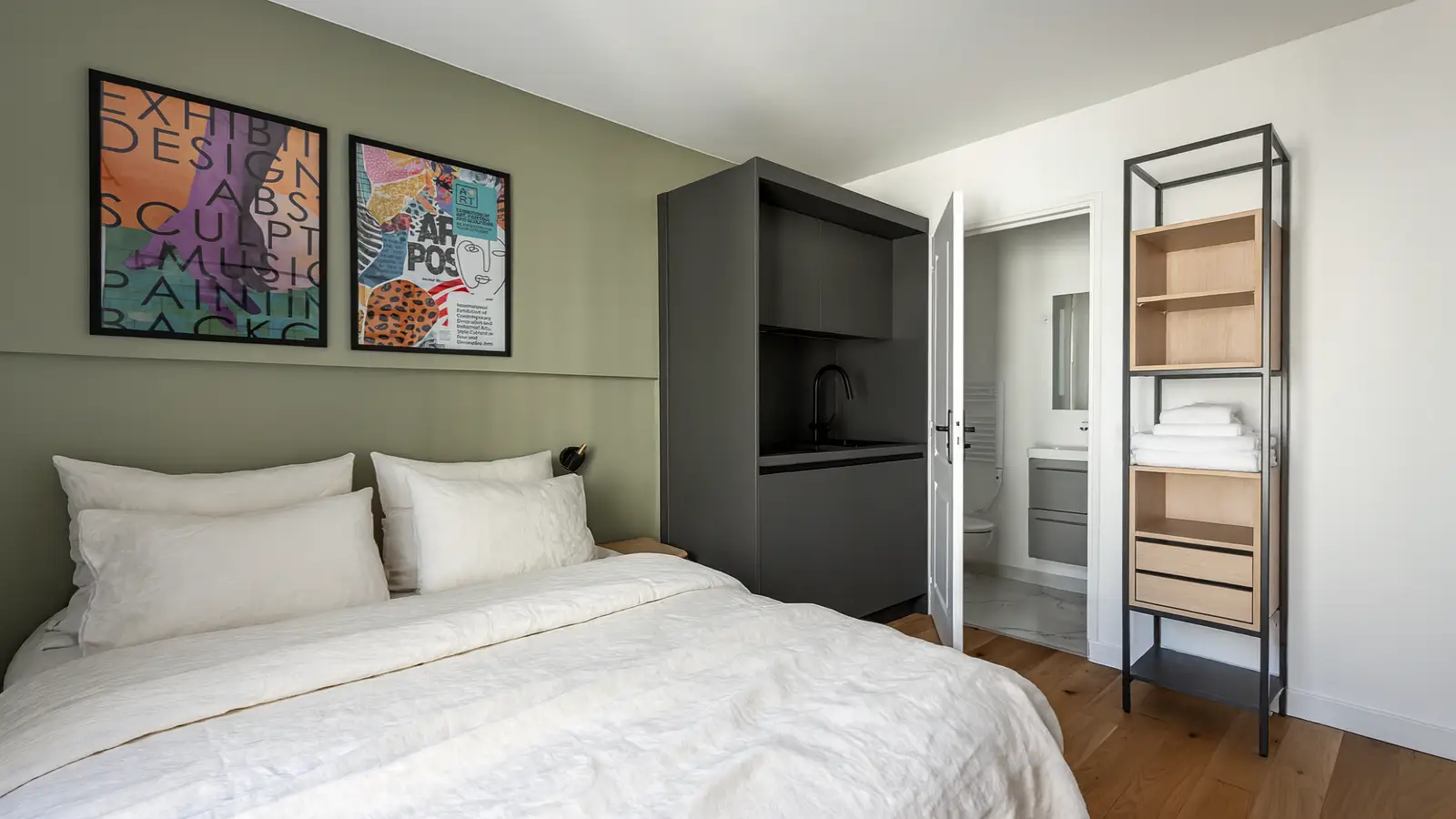 Room Rue Marcadet in Paris