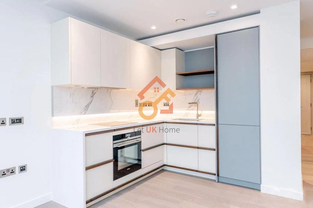 Flat Princess Louise Close in City of Westminster