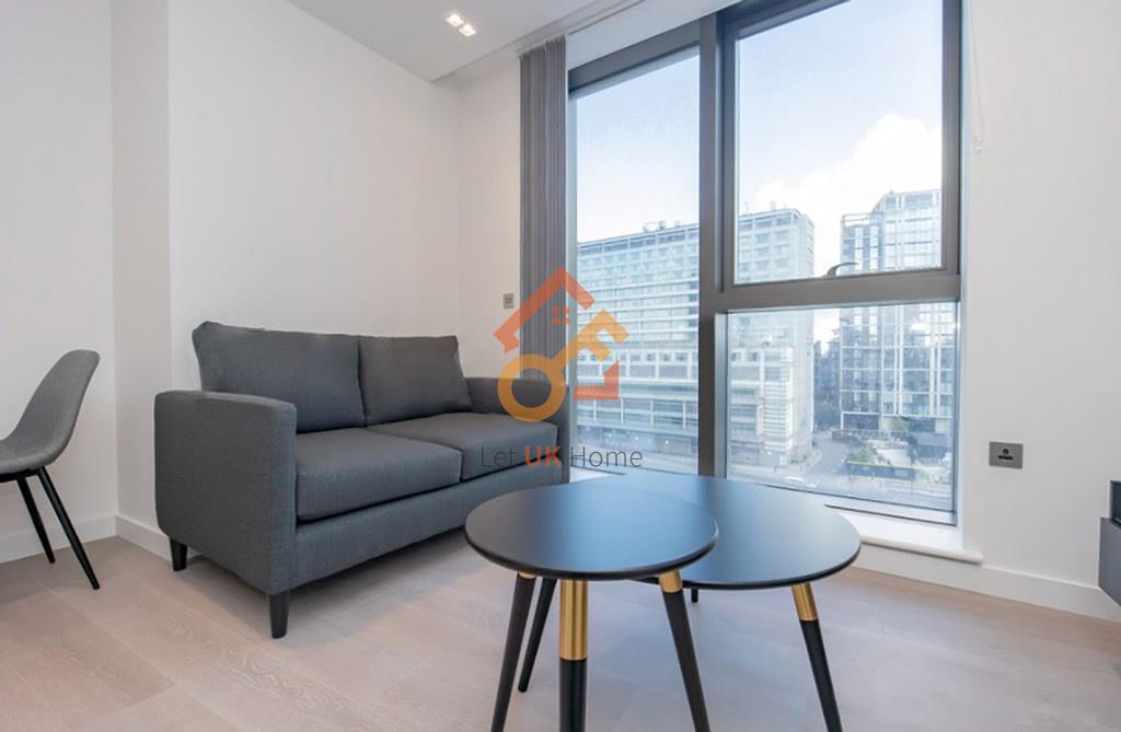 Flat Princess Louise Close in City of Westminster