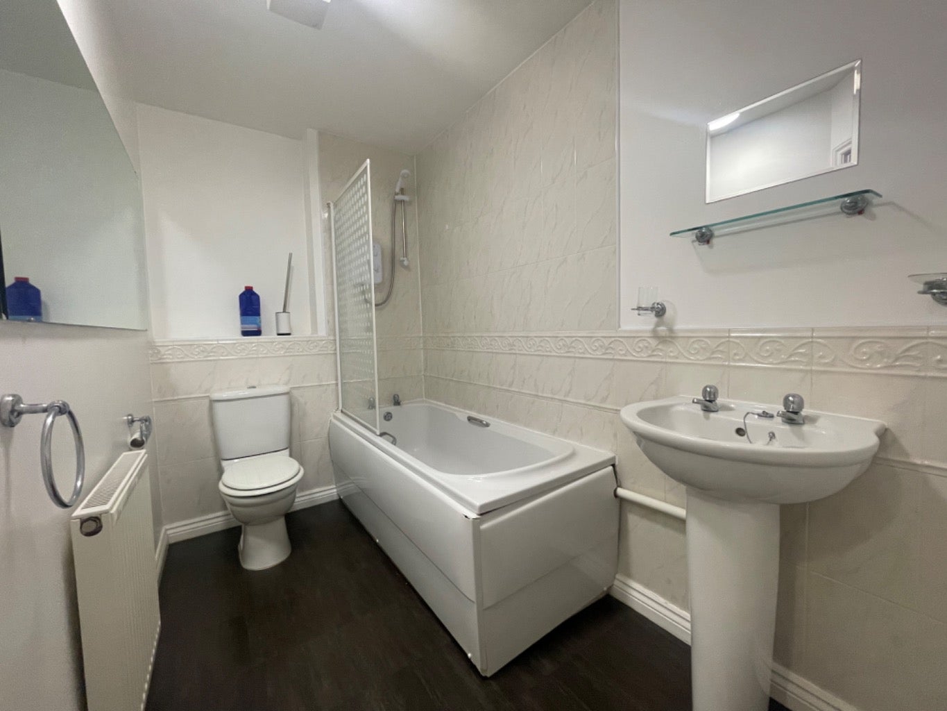 Flat Welland Road in Derby