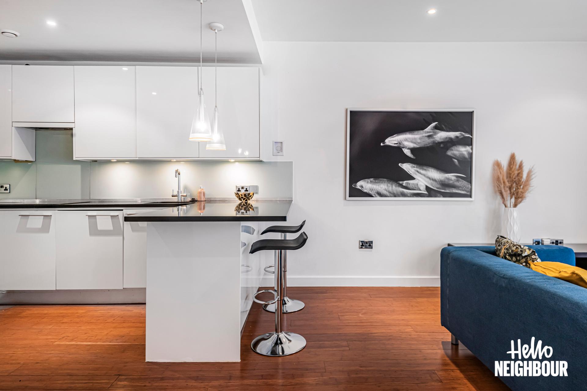 Flat Tavistock Crescent in Greater London