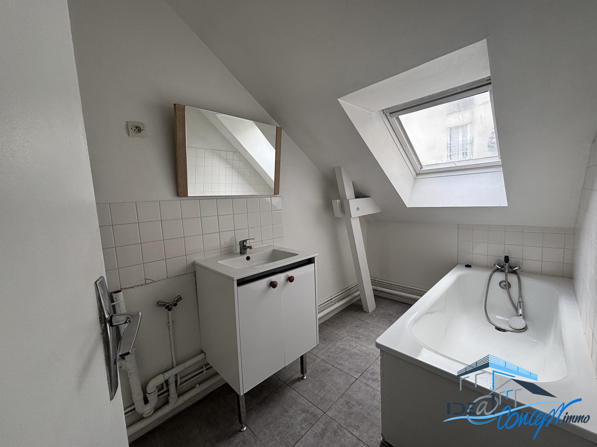 Appartement Allée Jacqueline Auriol à Lardy