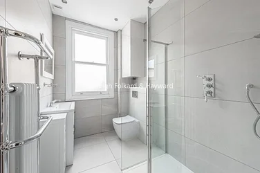 Flat Lancaster Stables in Greater London