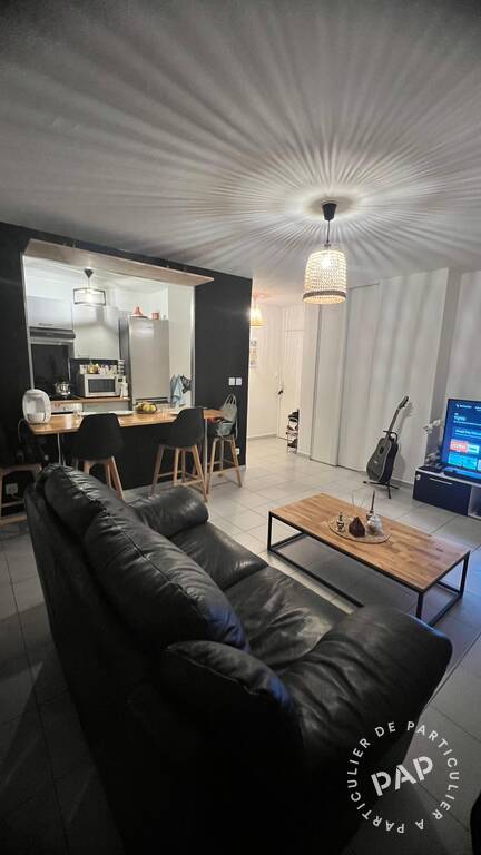 Flat Rue Père André Jarlan in Évry