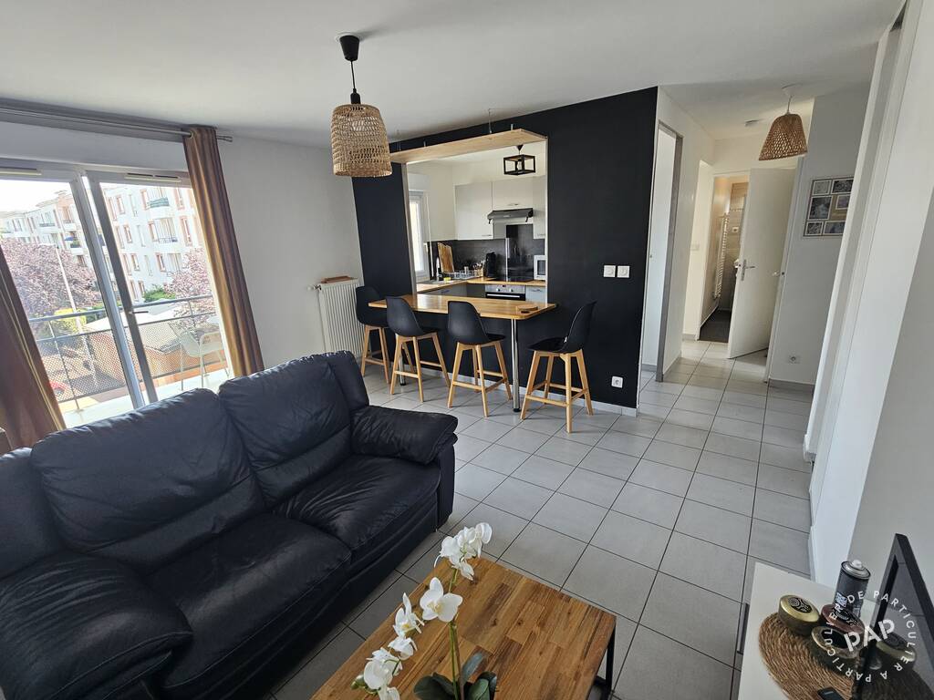 Flat Rue Père André Jarlan in Évry