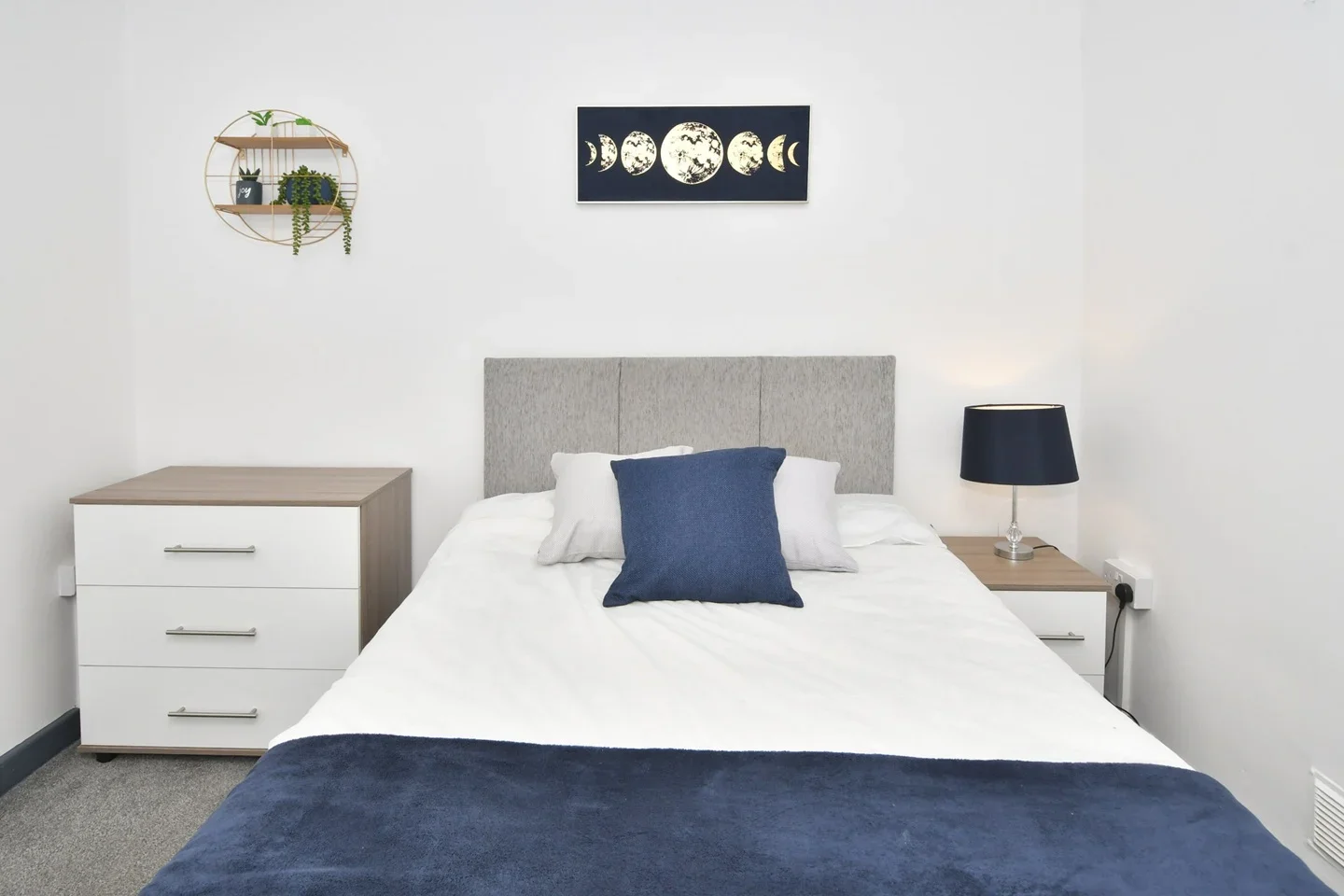 Room Samuel Street in Crewe