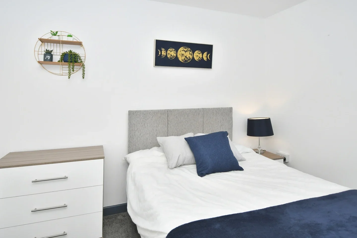 Room Samuel Street in Crewe