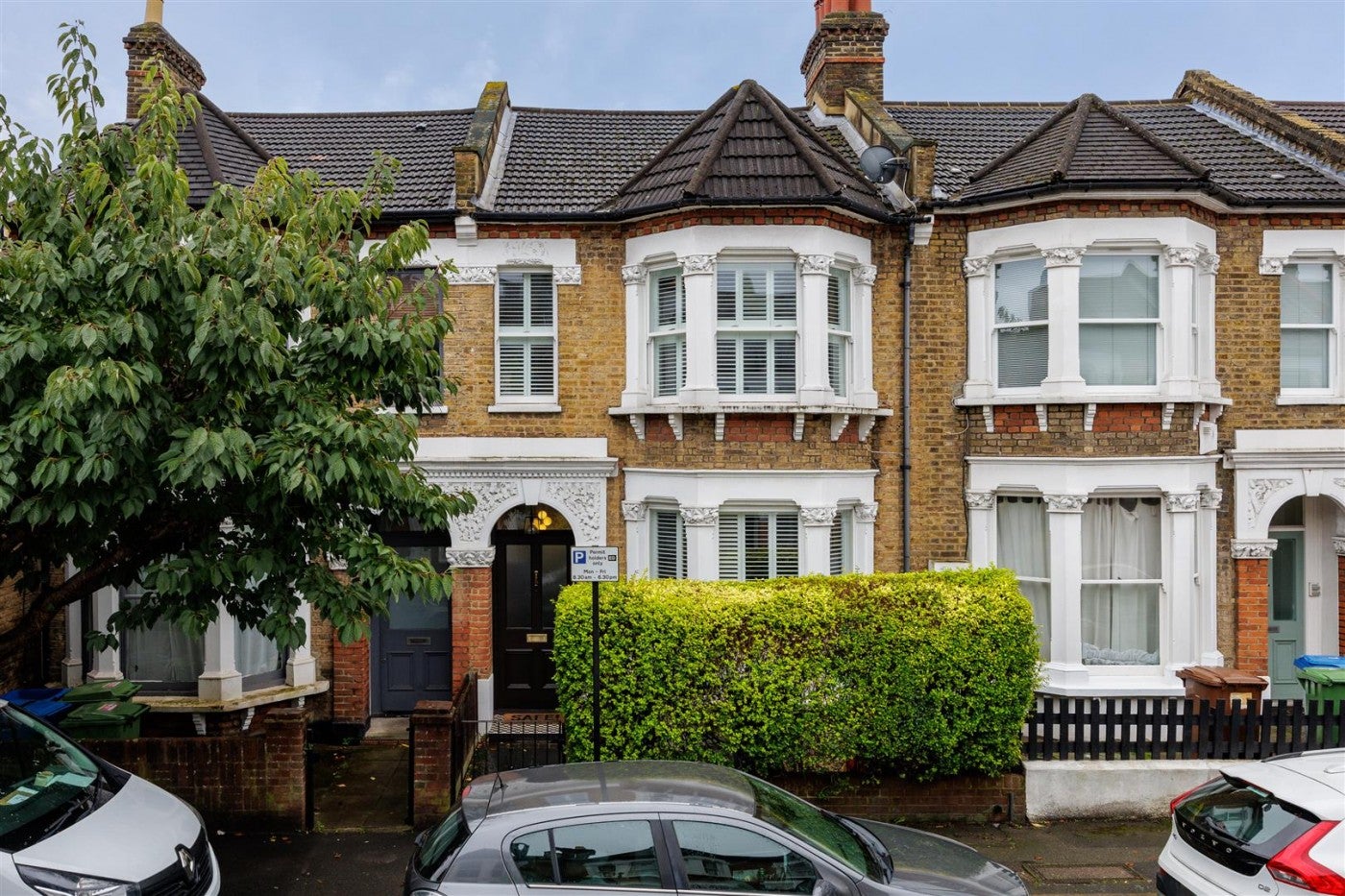 House Zenoria Street in Greater London