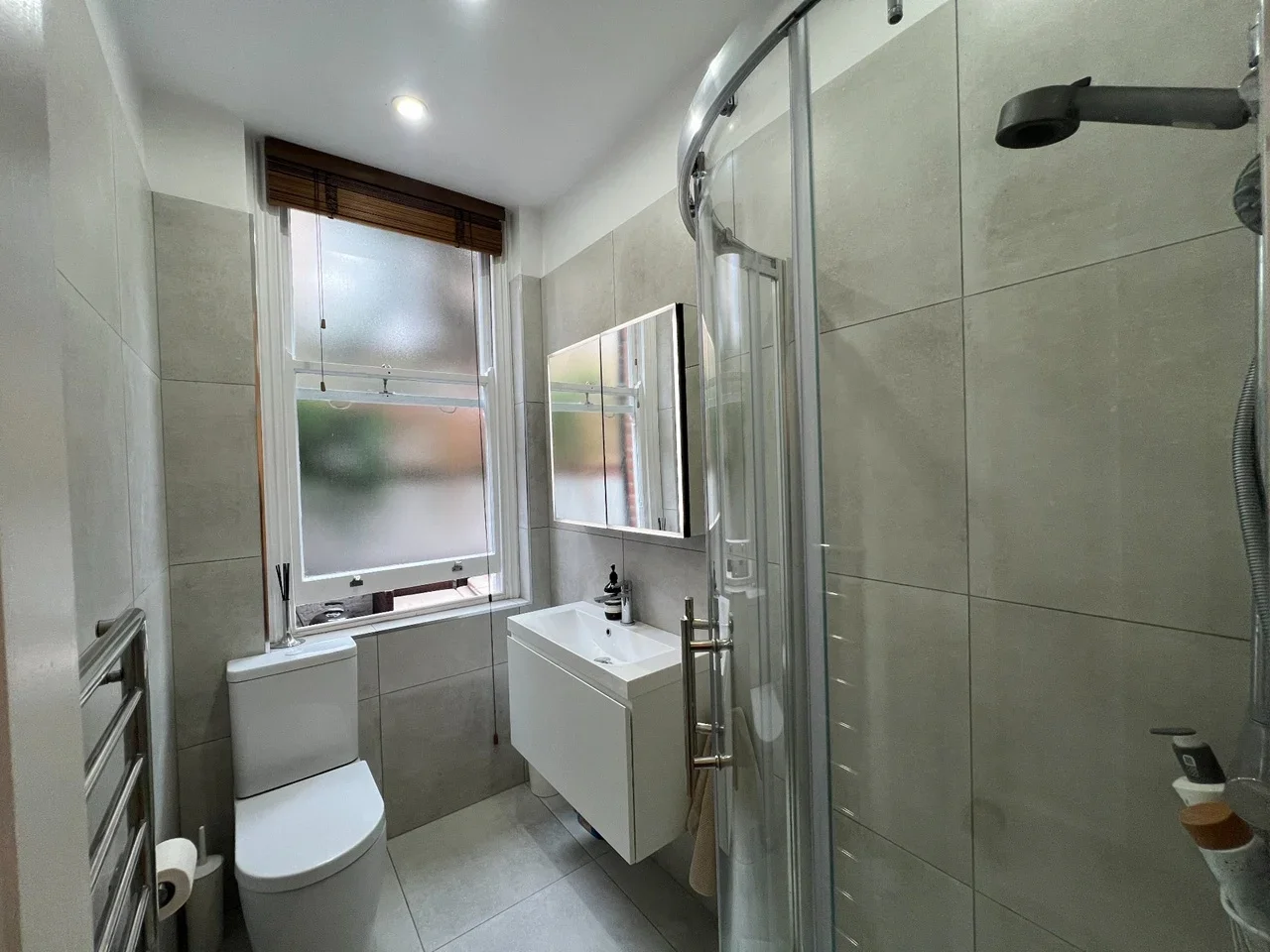 Flat New King's Road in Greater London