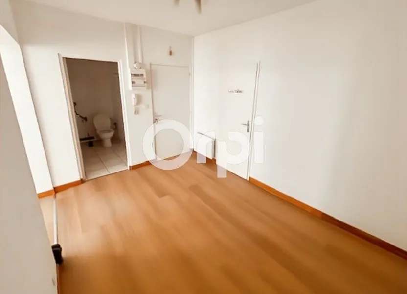 Flat Rue de Saint-Nicolas in Boulogne-sur-Mer