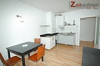 Zimmer Steinfelder Gasse in Köln