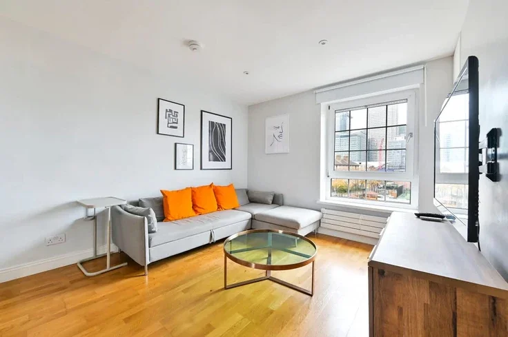 Flat Wade's Place in Greater London