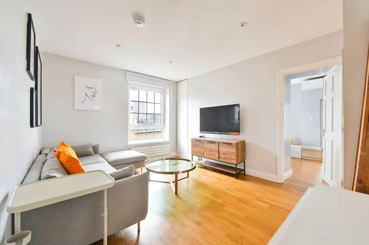 Flat Wade's Place in Greater London