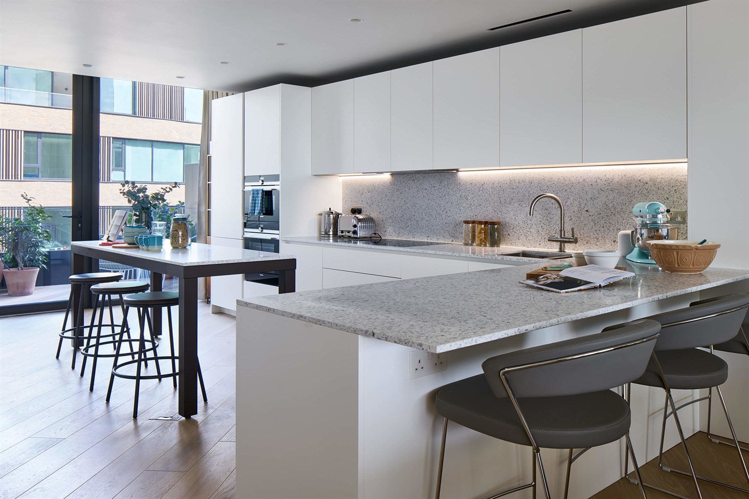 Flat Wood Lane in Greater London