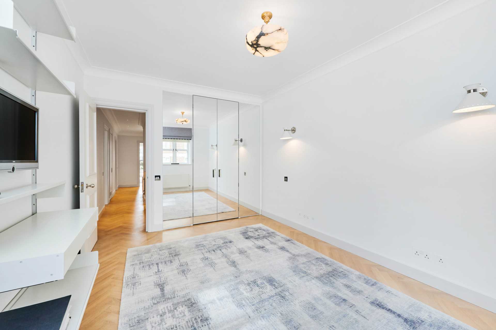 Flat St Margarets Lane in Greater London