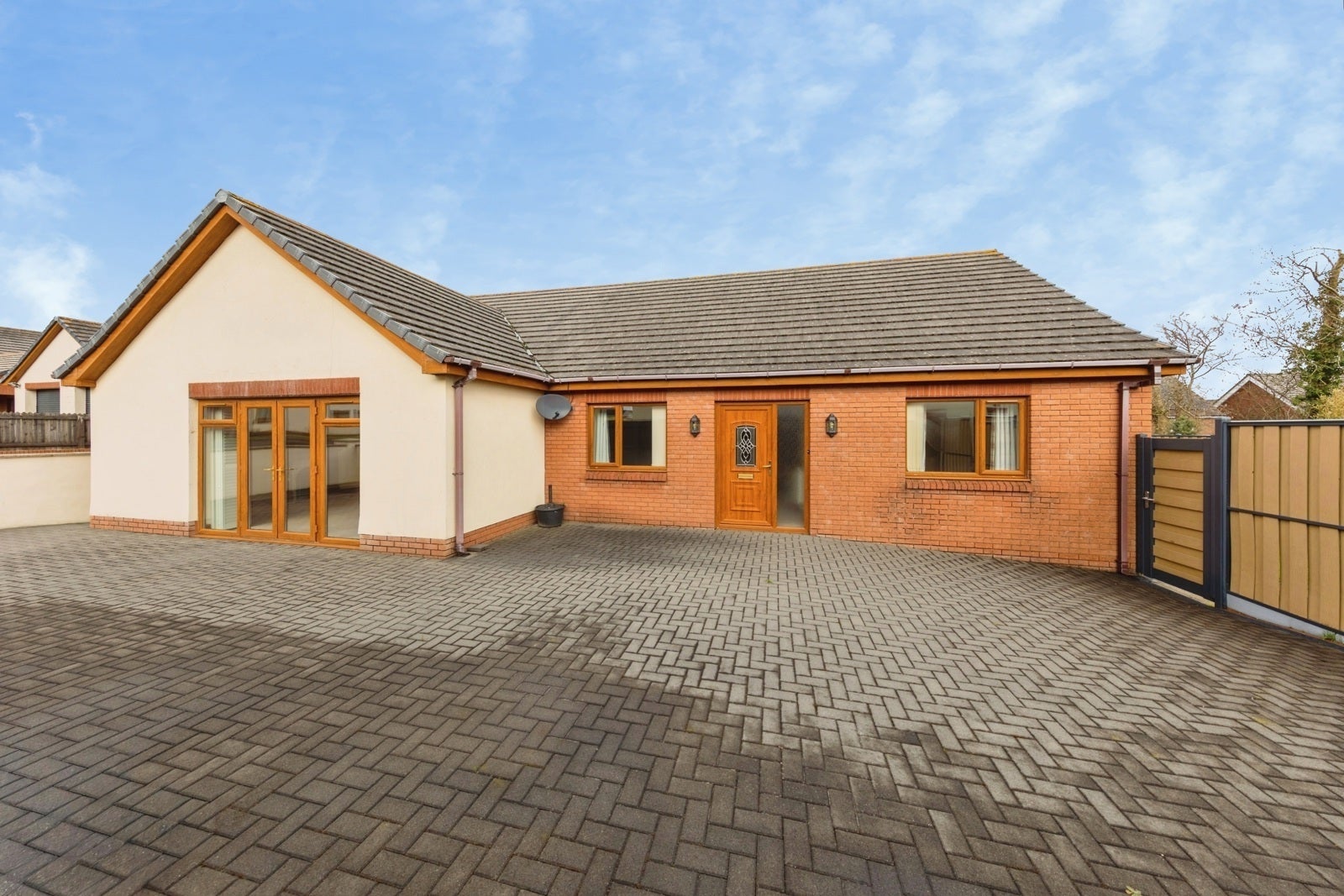 House Clos Nathaniel in Pwll-trap