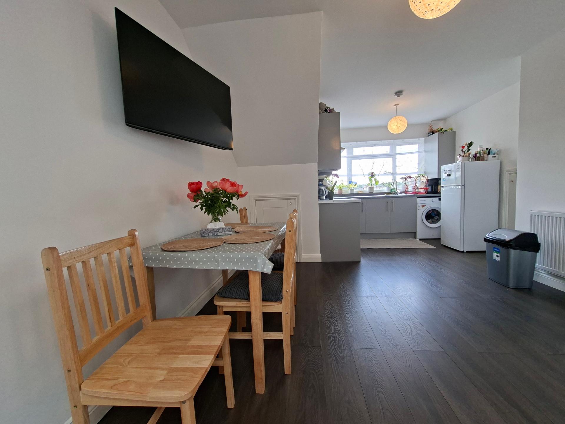 Flat Lilac Mews in Greater London