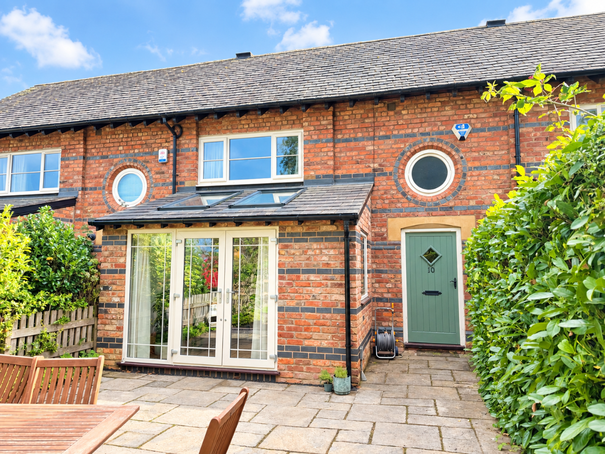 House Crouchley Lane in Lymm