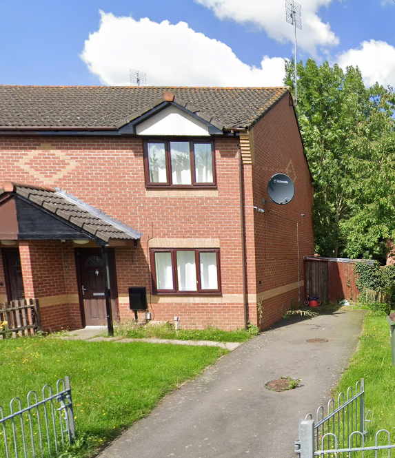 Flat Yew Close in Coventry