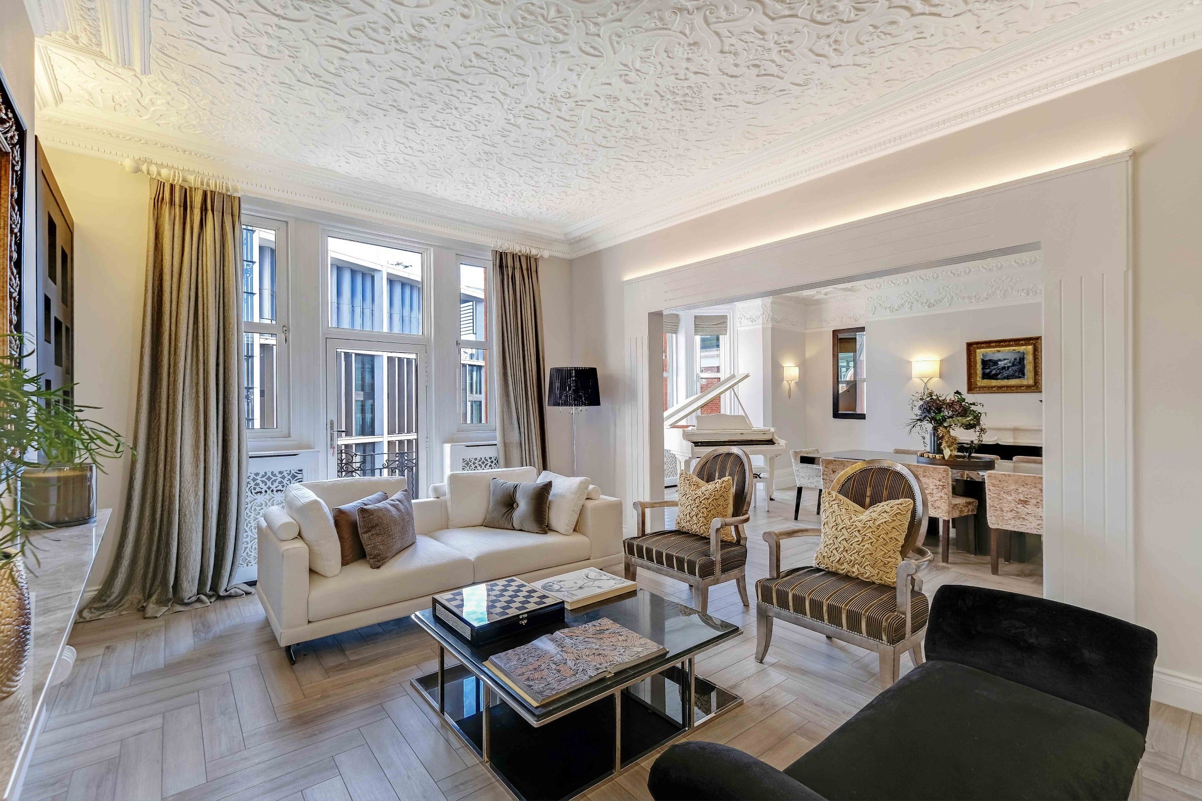 Flat Knightsbridge in City of Westminster