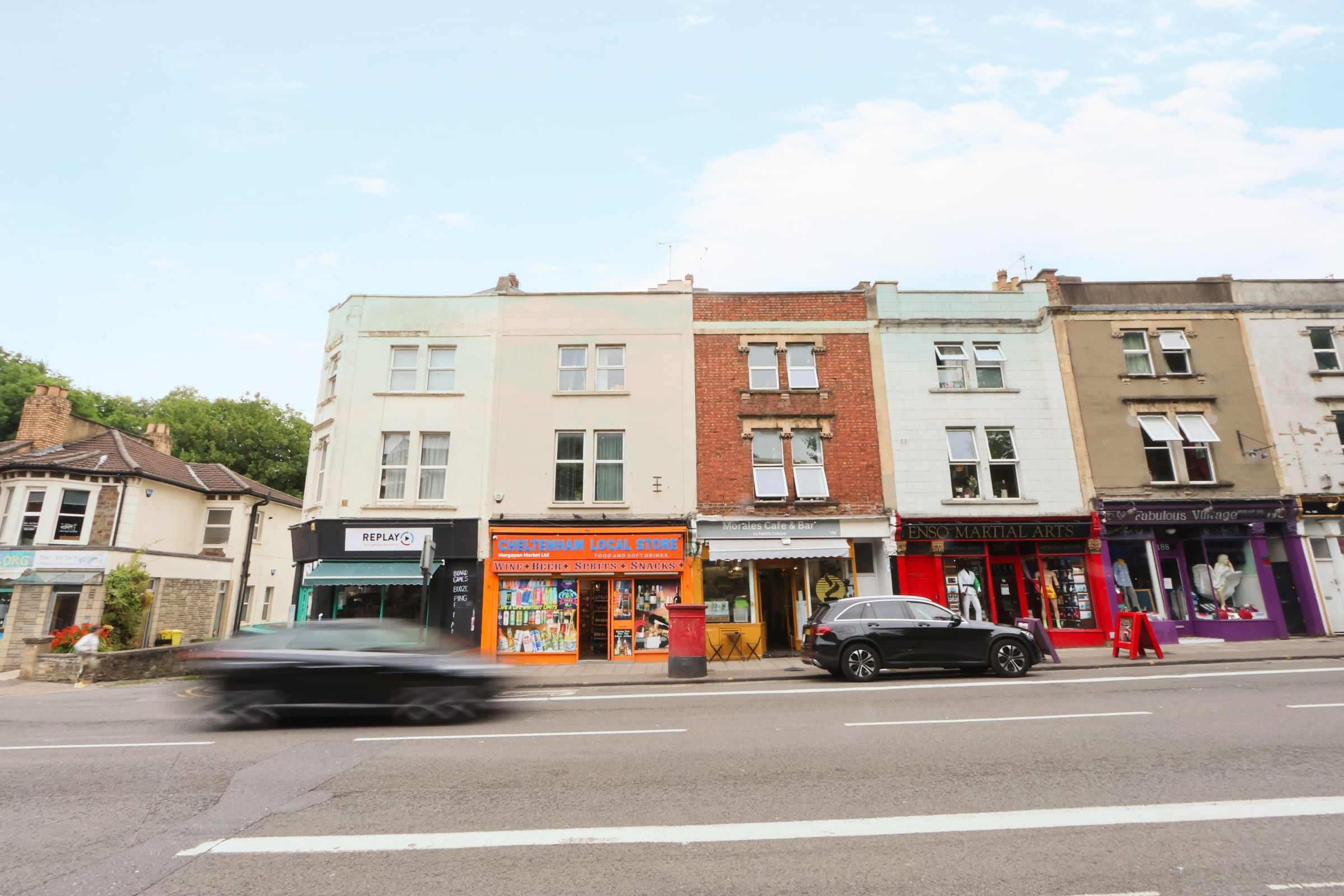 Flat Cheltenham Road in Bristol