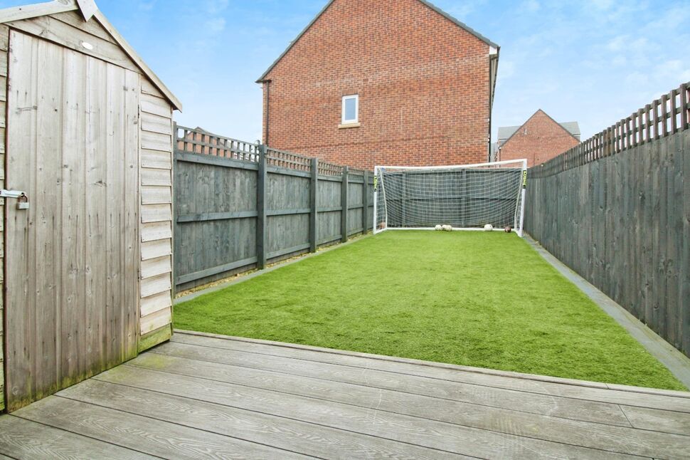 House Epsom Close in Wakefield