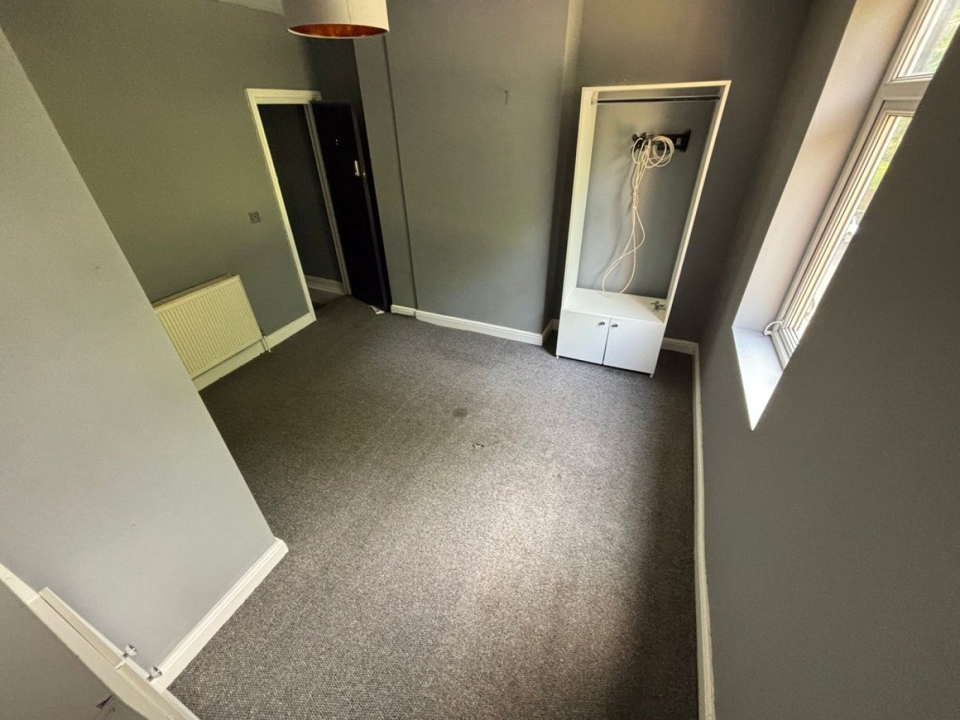 Room Doncaster Road in Barnsley
