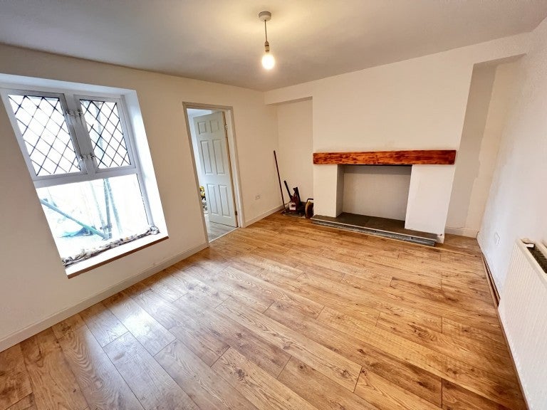 Flat Richmond Terrace in Carmarthen