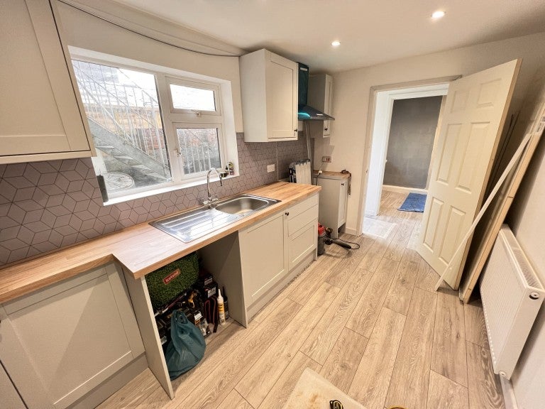 Flat Richmond Terrace in Carmarthen